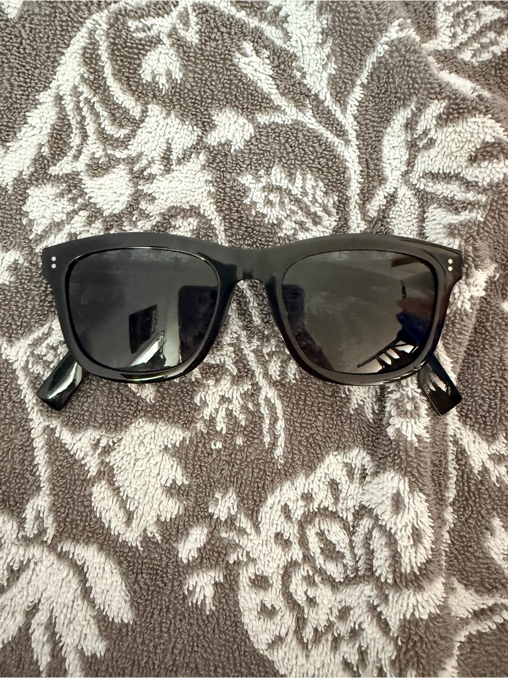 Burberry folding sunglasses.